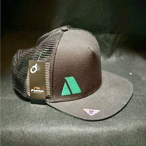 Cabin Brewing | NWT "Big Fit" Snapback Logo Cap - Black/Green